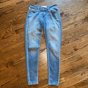 Levi’s Mid Rise Light Wash Skinny Jeans